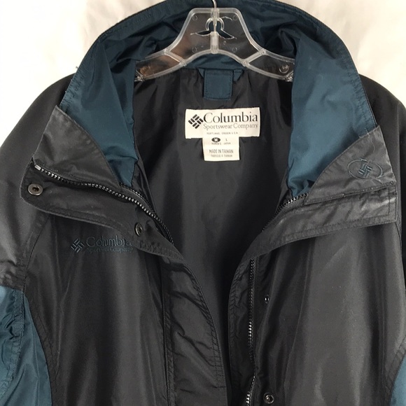 Columbia Other - EUC Columbia weatherproof double front zip adjusts